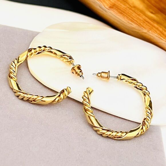 Open Hoops Twisted Rope Gold Tone Mod Pierced Earrings MCM Vintage CUTE 1119 - Picture 1 of 9